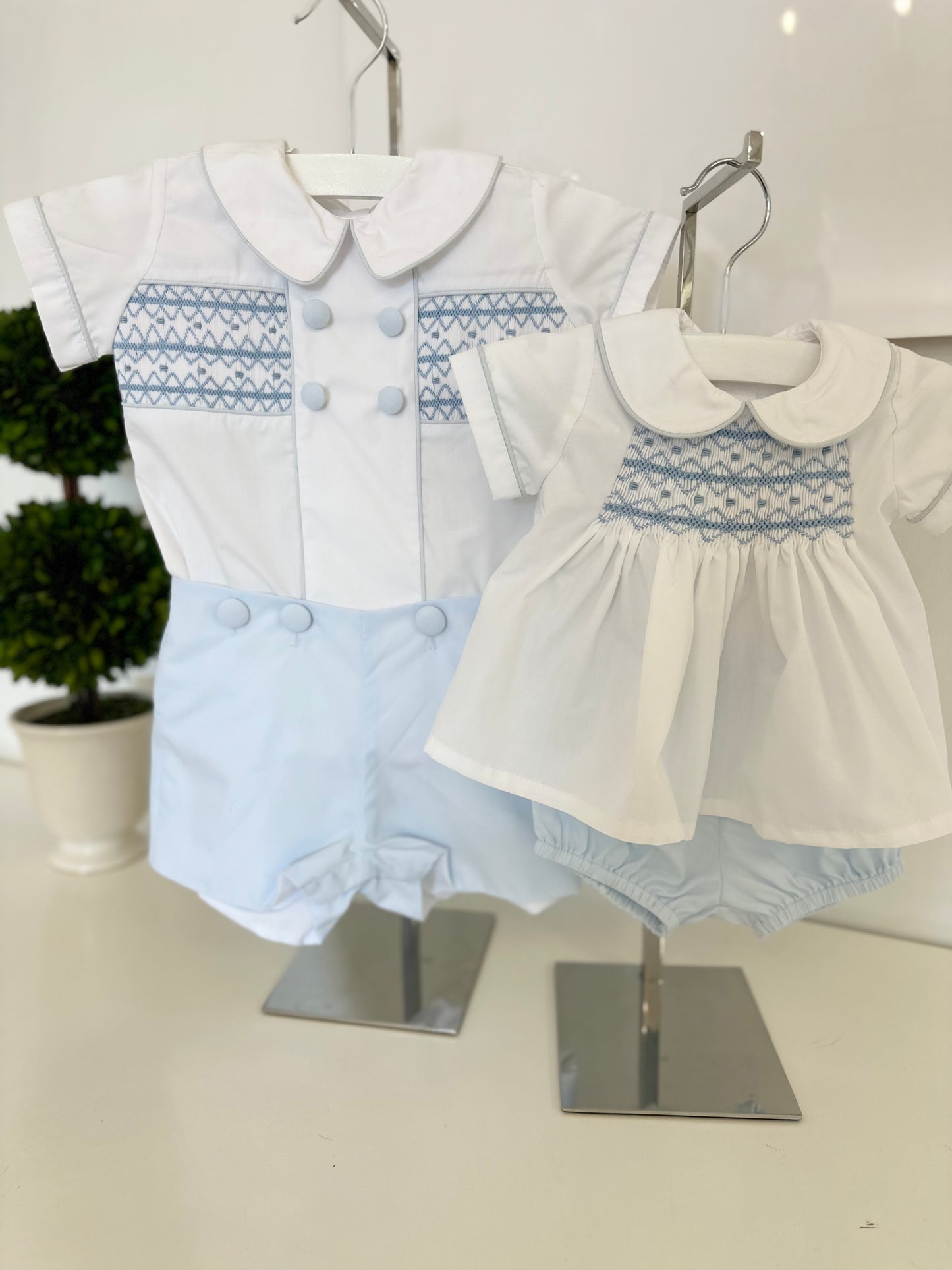 M&L-Blue Smocked diaper set